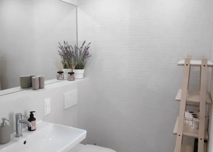 Апартаменти Beautiful New In Donaustadt
