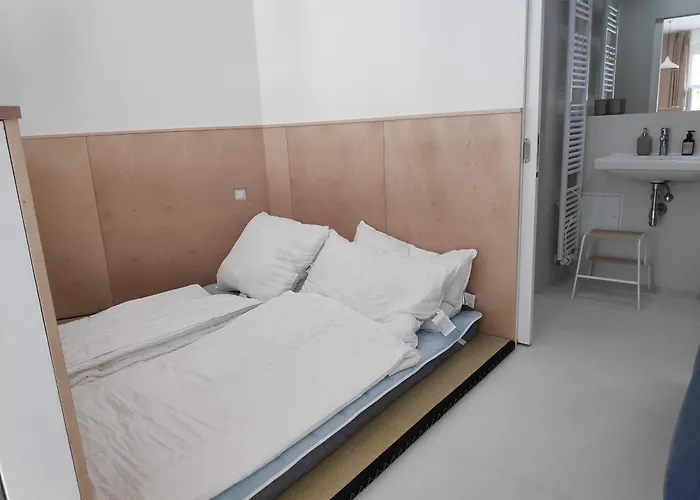Апартаменти Beautiful New In Donaustadt Відень